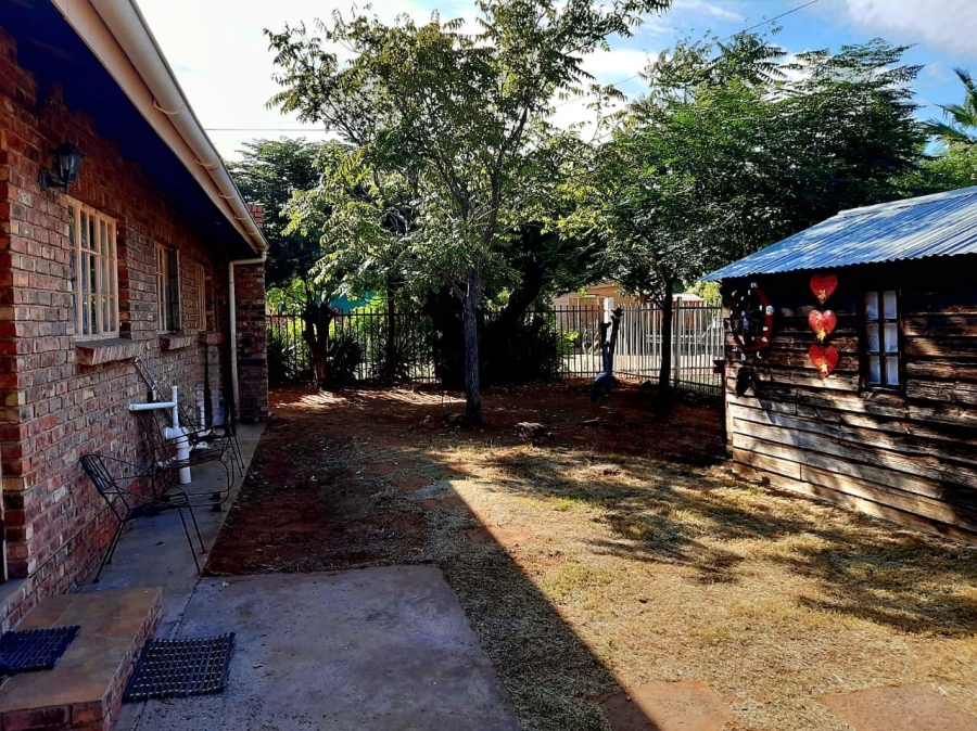 3 Bedroom Property for Sale in Petrusburg Free State